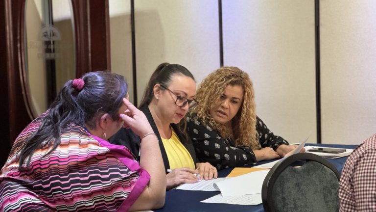 Sector salud en Costa Rica se prepara para mejorar datos sobre muertes maternas y reducir su incidencia