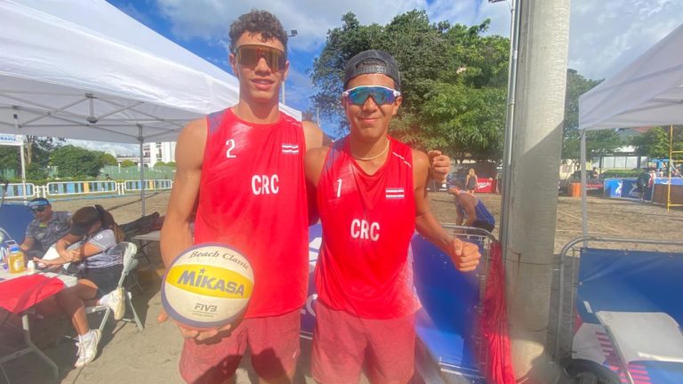 Voleibolistas ticos Stanley Grant y Julián Araya quedan quintos en el Tour Norceca 2024