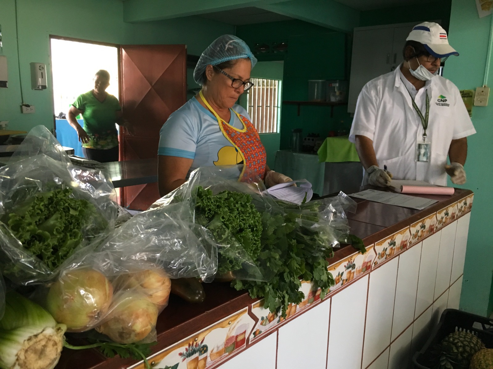 Imagen principal del artículo: 235 comedores estudiantiles abrirán del 30 de diciembre al 31 de enero