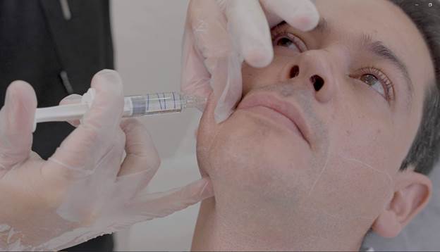 Imagen principal del artículo: Nueva técnica no invasiva revoluciona el rejuvenecimiento facial con resultados inmediatos