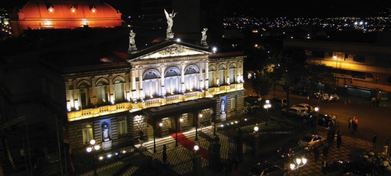 Teatro Nacional de Costa Rica revivirá, por una noche, la historia de la catedral Notre-Dame de París