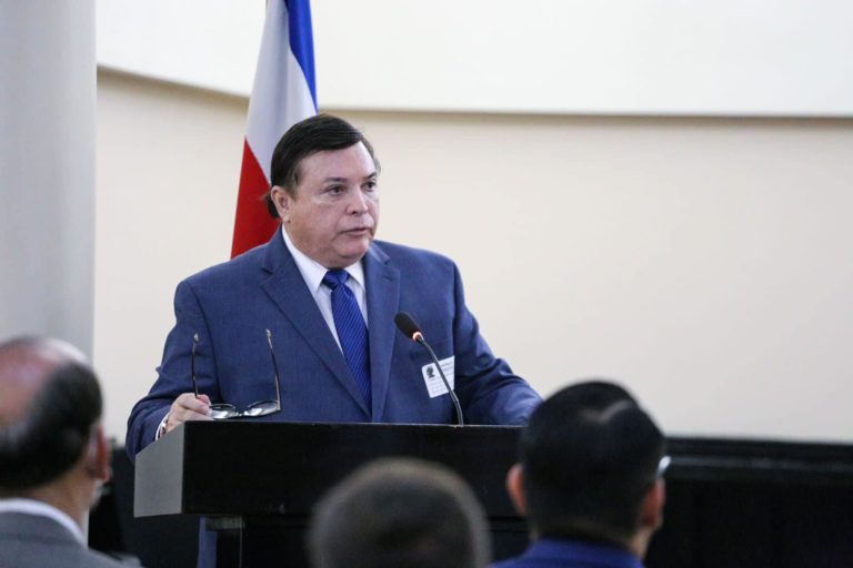 Marchegiani acepta autoría de las vallas, PLP sufre otro golpe