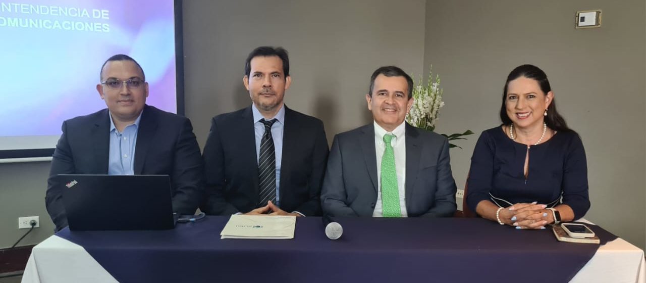 Imagen principal del artículo: Ambas fases de la subasta de frecuencias 5G recaudaron en total $34.082.995,00