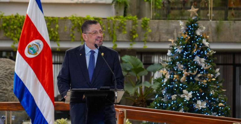Médicos ponen en su lugar al presidente