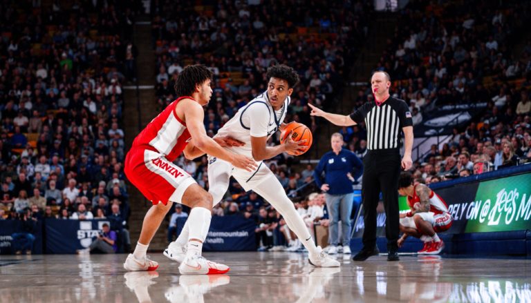 Utah State, con Ian Martínez como protagonista, asume el liderato de la Conferencia Mountain West