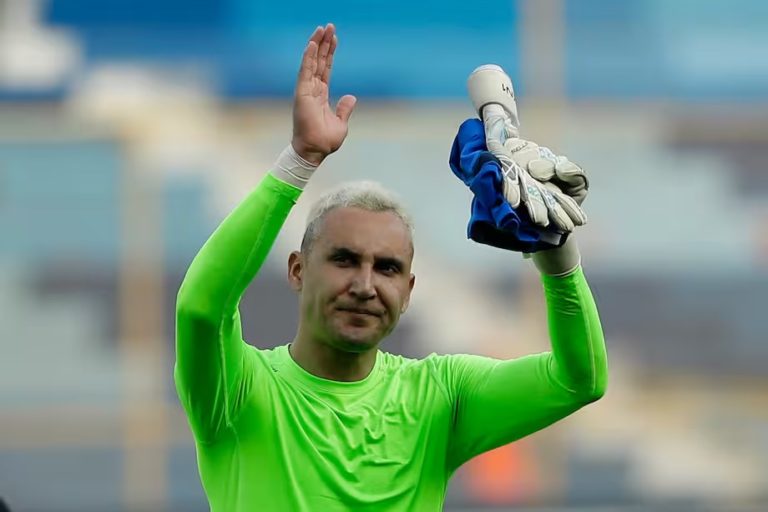 Keylor Navas por fin tiene nuevo equipo: ¡El Newell’s Old Boys de Argentina!