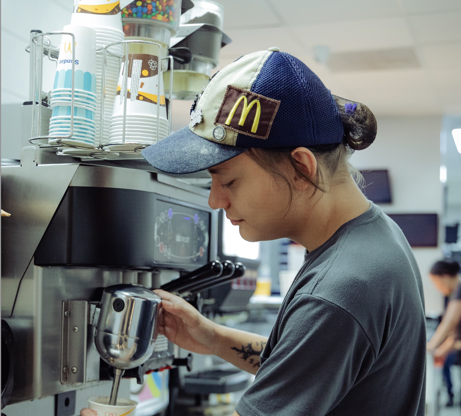 Imagen principal del artículo: McDonald’s anuncia ferias de empleo en diversas localidades para el primer trimestre de 2025