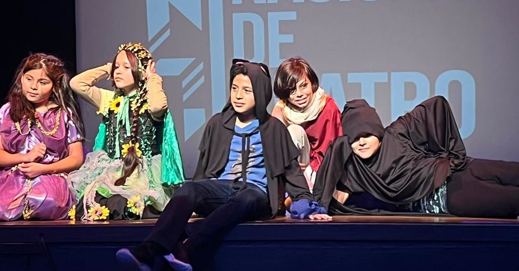 Imagen principal del artículo: Abren matrícula para cursos de teatro dirigidos a menores de edad