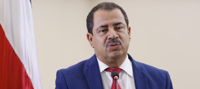 Fiscalía allana Municipalidad de Cartago: Mario Redondo investigado por presunto incumplimiento de deberes