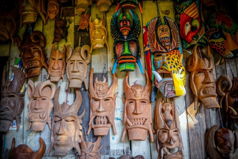 Territorio indígena de Curré/Yímba se prepara para su ancestral "Juego de los Diablitos"