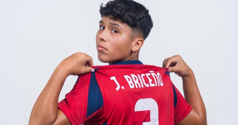 Por primera vez en la historia, una futbolista tica jugará en la primera división de Argentina
