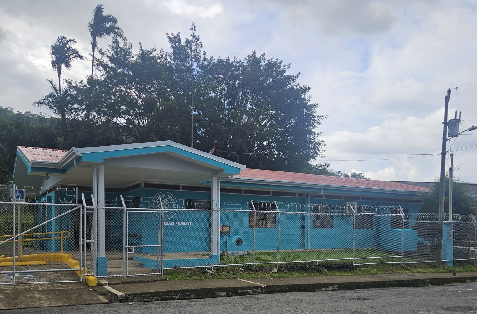 Imagen principal del artículo: CCSS y Embajada de Estados Unidos ofrecerán atención médica y odontológica en Pejibaye de Cartago