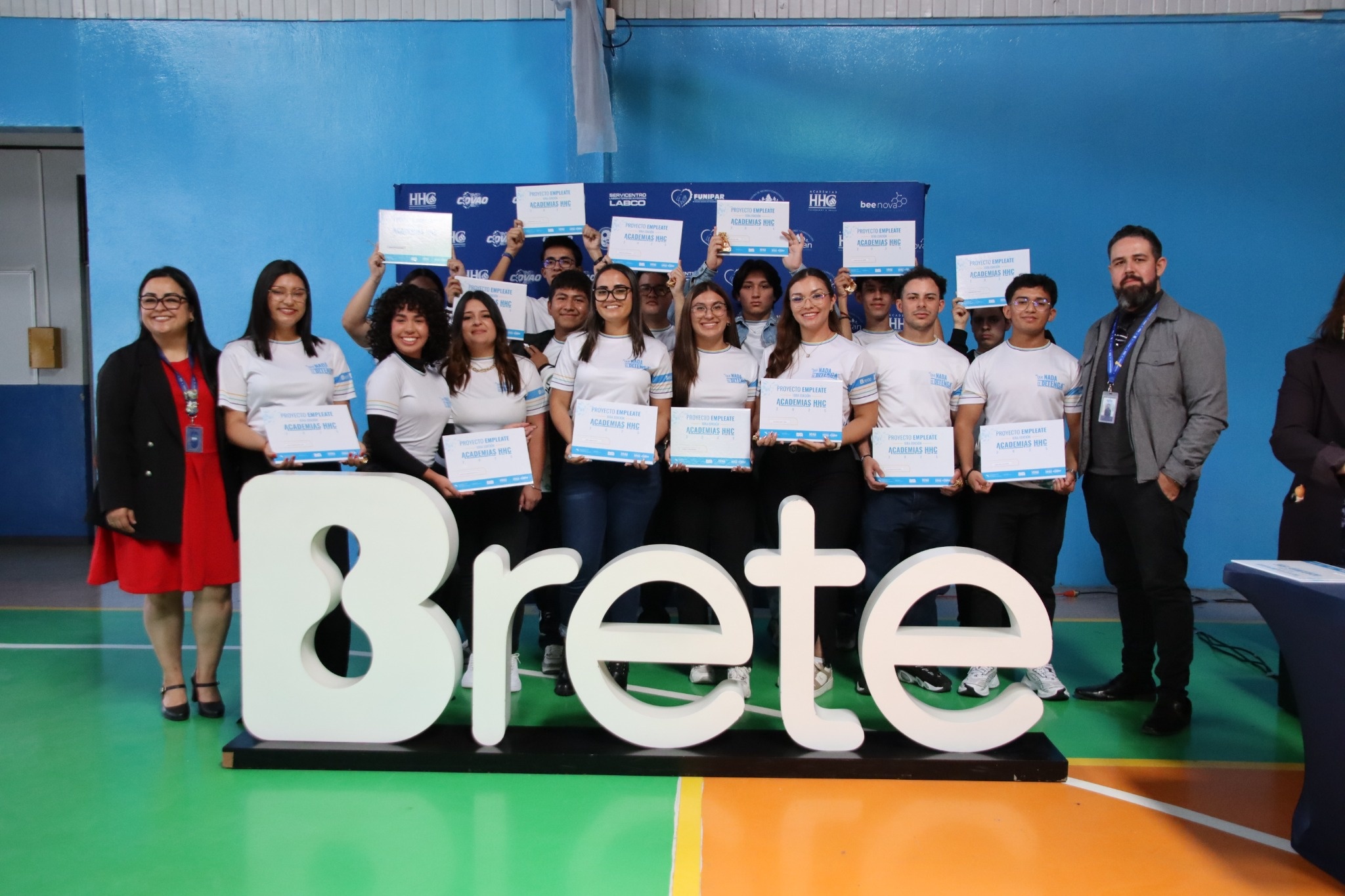 Imagen principal del artículo: 130 jóvenes de Cartago obtienen diplomas en áreas técnicas de alta demanda laboral