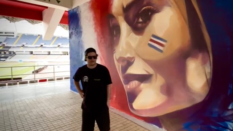 Nuevas obras de arte gigantes enaltecen los pasillos del Estadio Nacional de Costa Rica