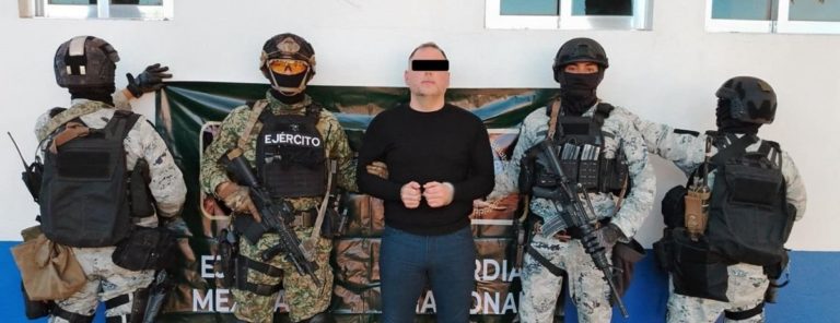 Autoridades mexicanas capturan a dos altos mandos de "Los Chapitos" del Cártel de Sinaloa