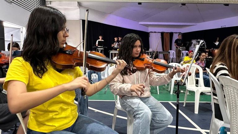 Imagen principal del artículo: Un proyecto único en el país: Orquesta sinfónica estudiantil se abre paso en Cartago