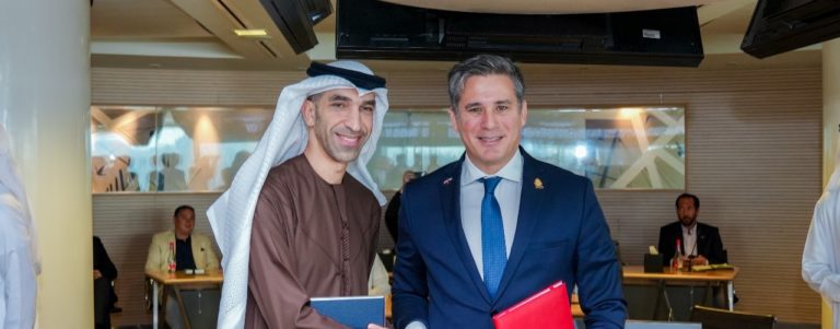 Tratado de Libre Comercio con Emiratos Árabes Unidos entrará en vigor el próximo 1 de abril