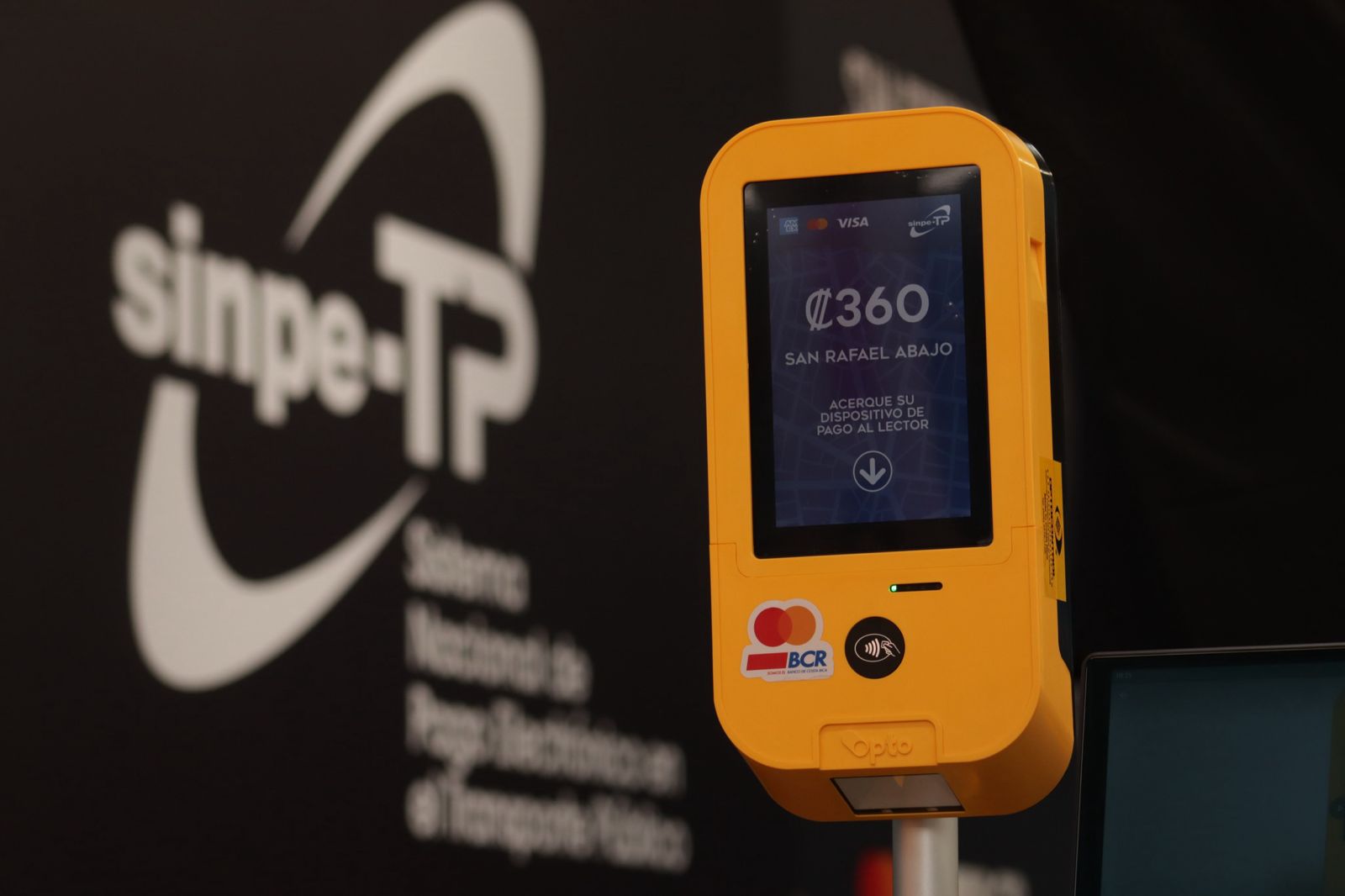 Imagen principal del artículo: Innovación costarricense en el escenario global: OptoControl nominada a los Transport Ticketing Global Awards 2024