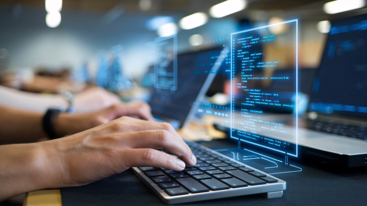 Imagen principal del artículo: El mercado de software alcanzará los $850 mil millones en 2025: ¿Cómo se están adaptando las empresas?