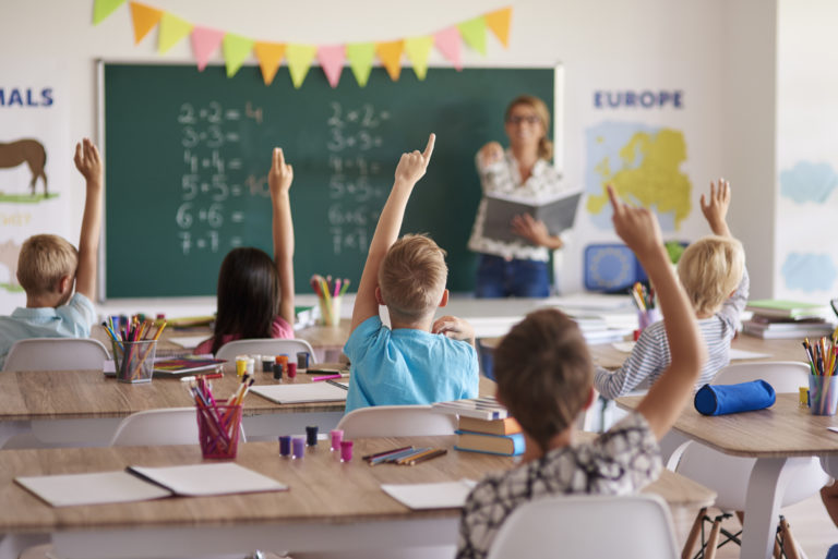 TEC ofrece recursos gratuitos para reforzar el aprendizaje en matemáticas