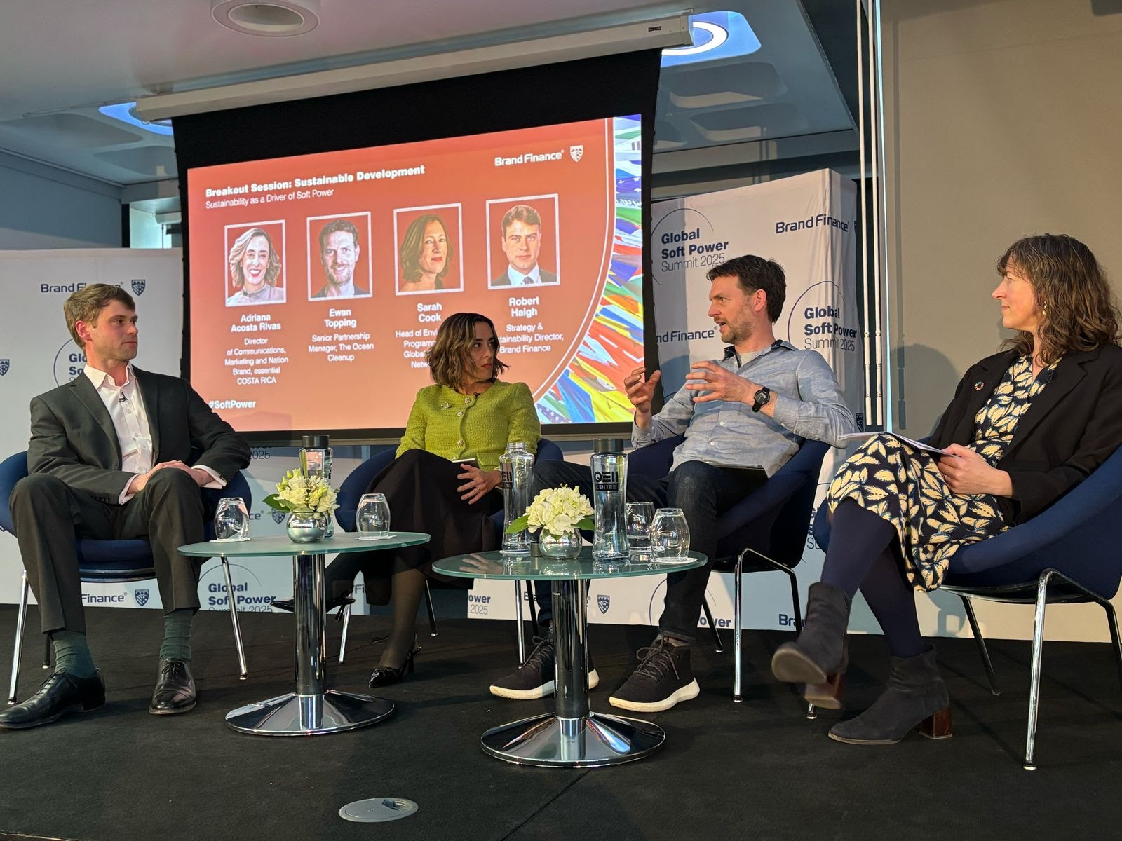 Imagen principal del artículo: esencial COSTA RICA destaca trayectoria del país en sostenibilidad en foro mundial de Soft Power