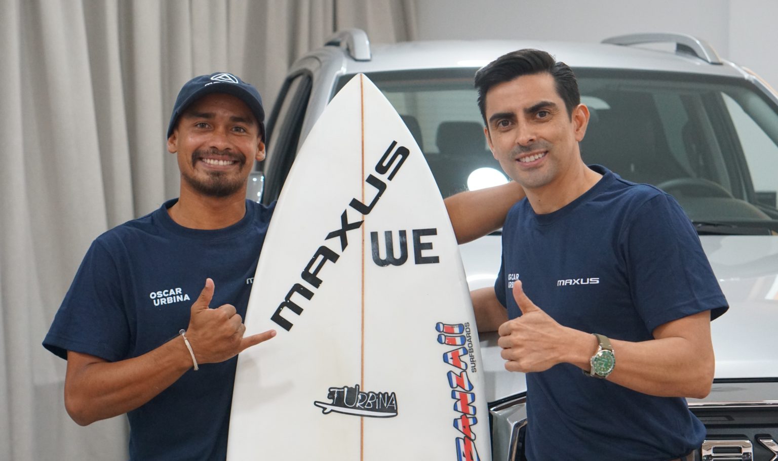Imagen principal del artículo: Oficial: empresa asiática de automoviles Maxus patrocina al joven surfista limonense Óscar Urbina