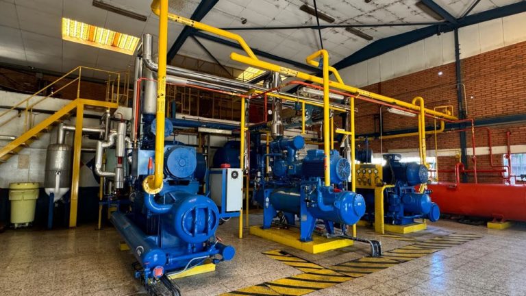 CENADA y CCSS estrenan equipos eficientes para reducir consumo eléctrico y emisiones