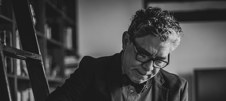 Imagen principal del artículo: Mañana presentarán la novela "El lago de la memoria" de José Francisco Correa