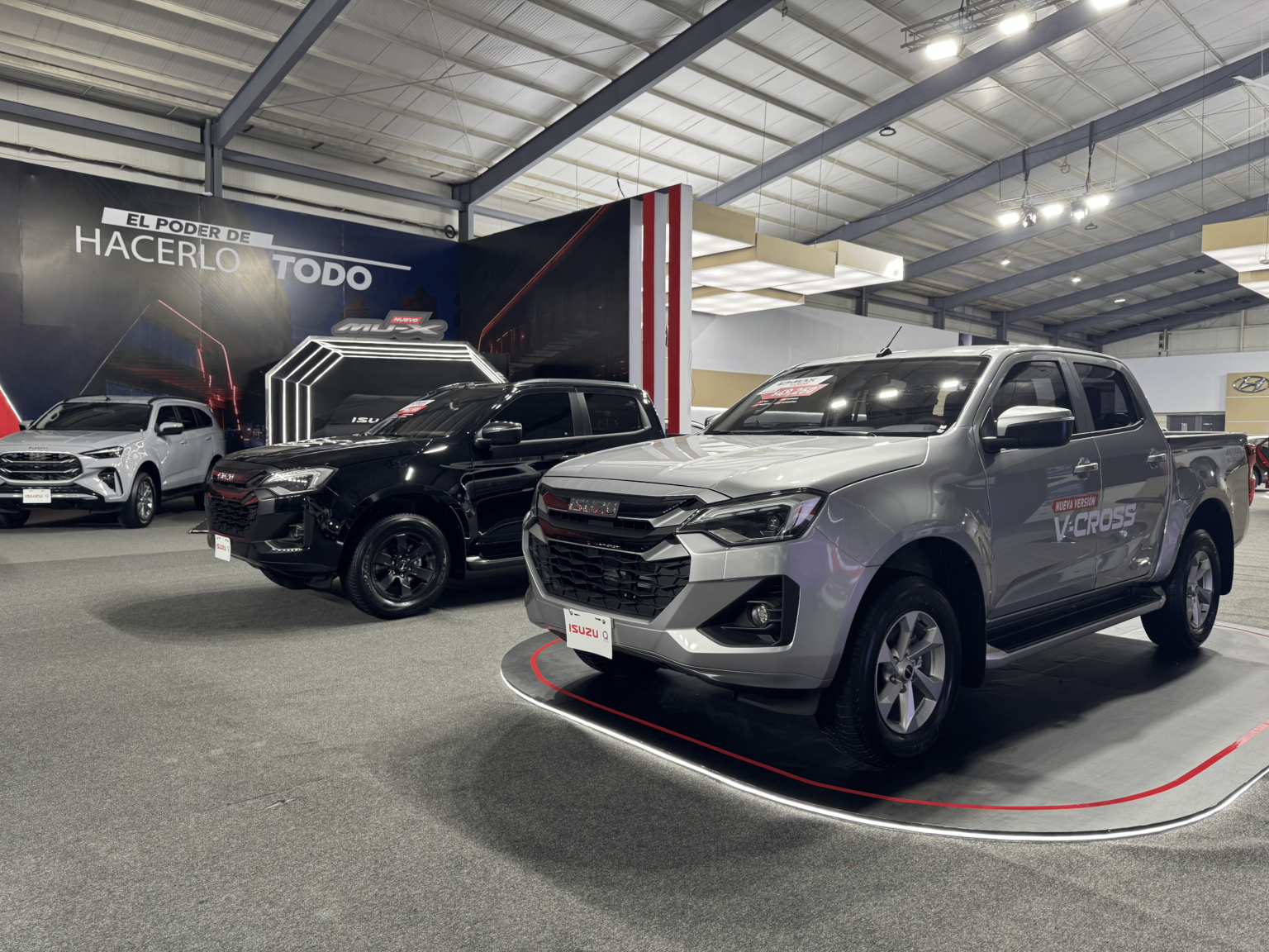 Imagen principal del artículo: Isuzu presenta en ExpoMóvil 2025 su renovada MU-X: más versátil y con diseño mejorado