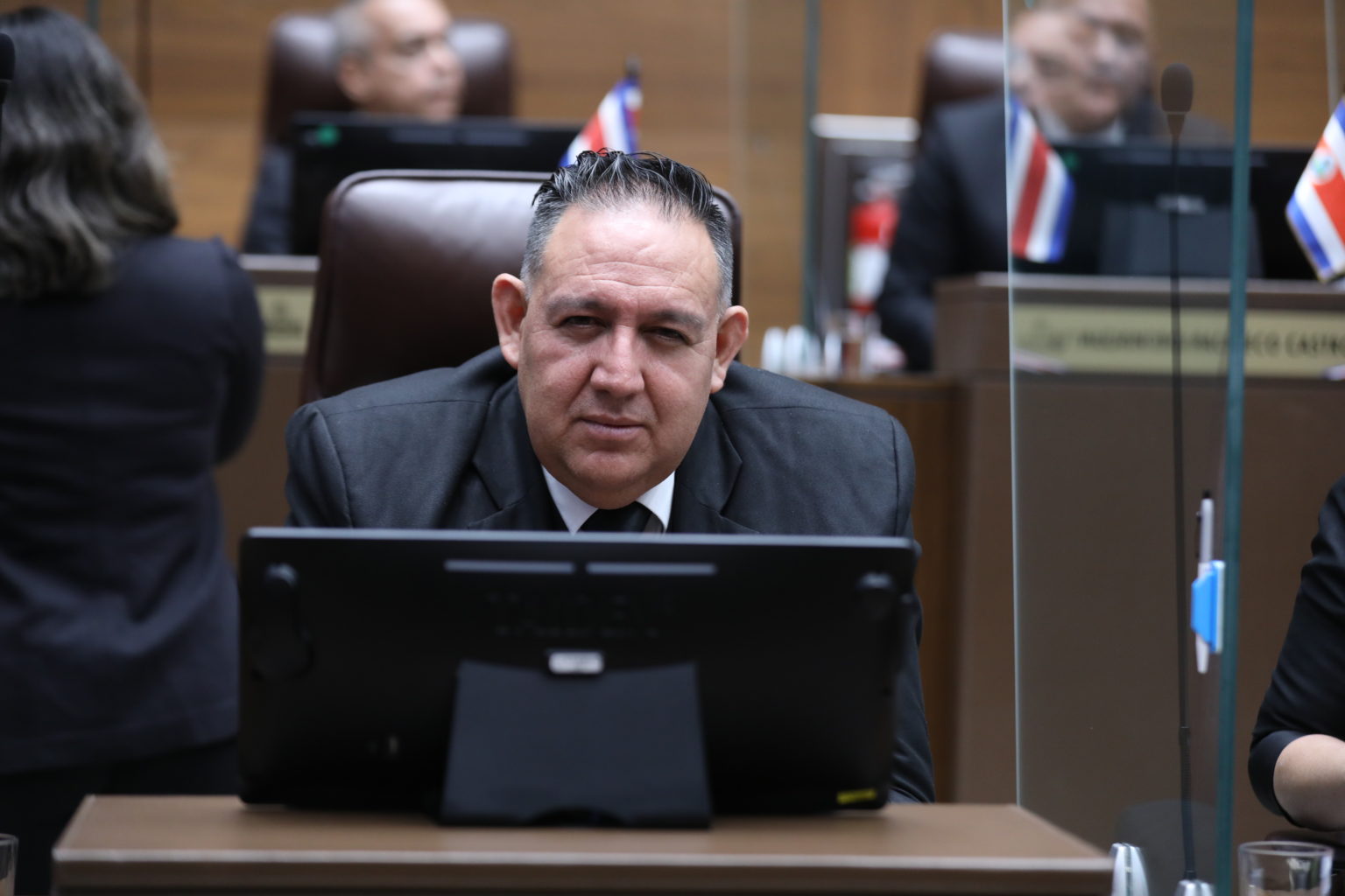 Imagen principal del artículo: Leslye Bojorges rechaza renunciar al PUSC: "Juan Carlos Hidalgo es un traidor"