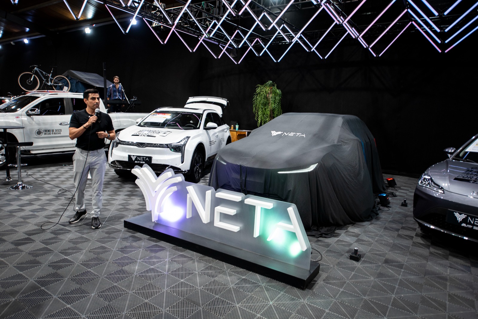 Imagen principal del artículo: Neta X aterriza en Costa Rica con 480 km de autonomía y tecnología de última generación