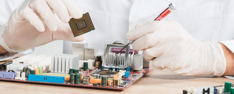 Fundación CRUSA impulsará la formación de talento en semiconductores con un fondo de $800,000