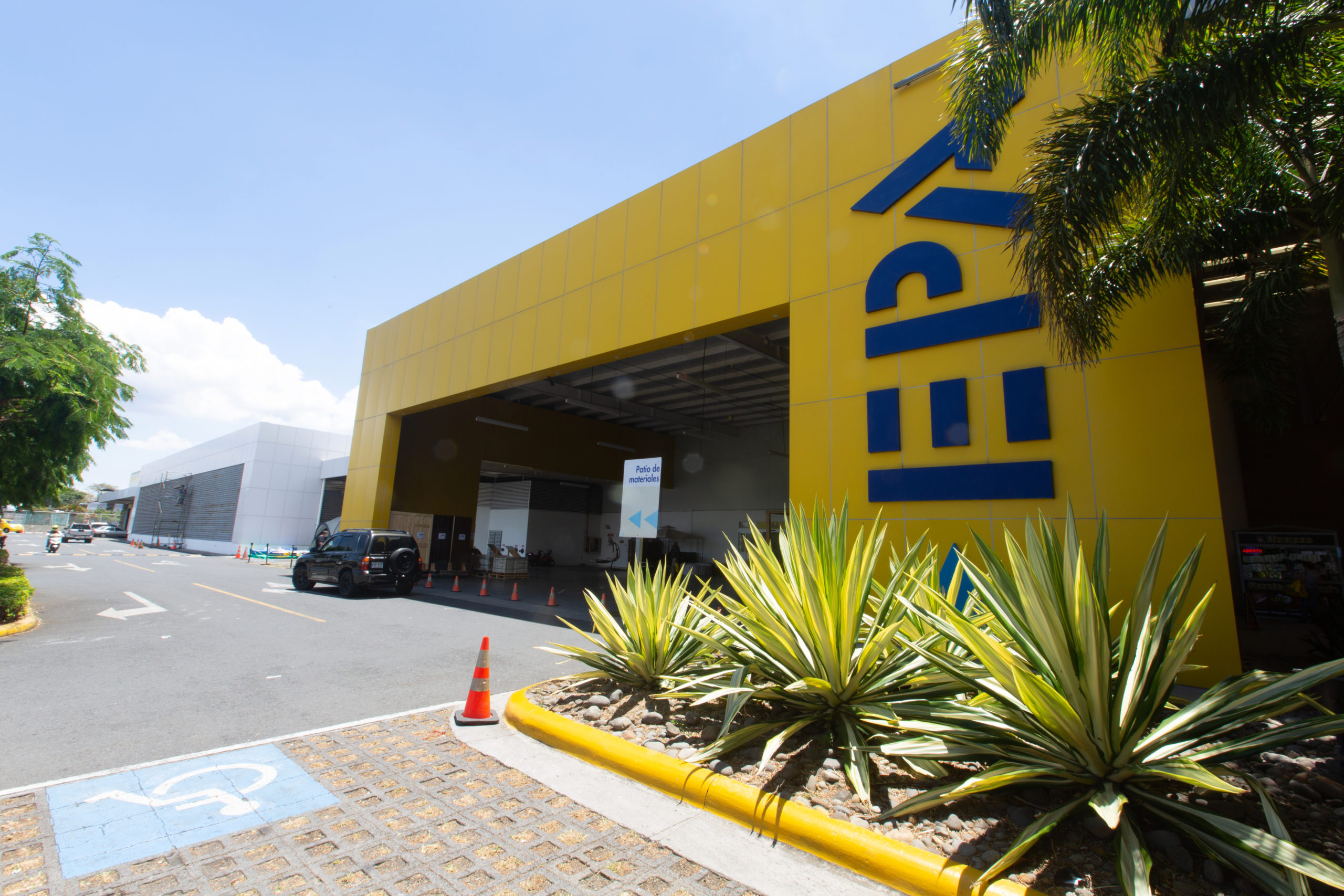 Imagen principal del artículo: Empleo: EPA contratará a 80 nuevos colaboradores en nueva tienda de Cartago