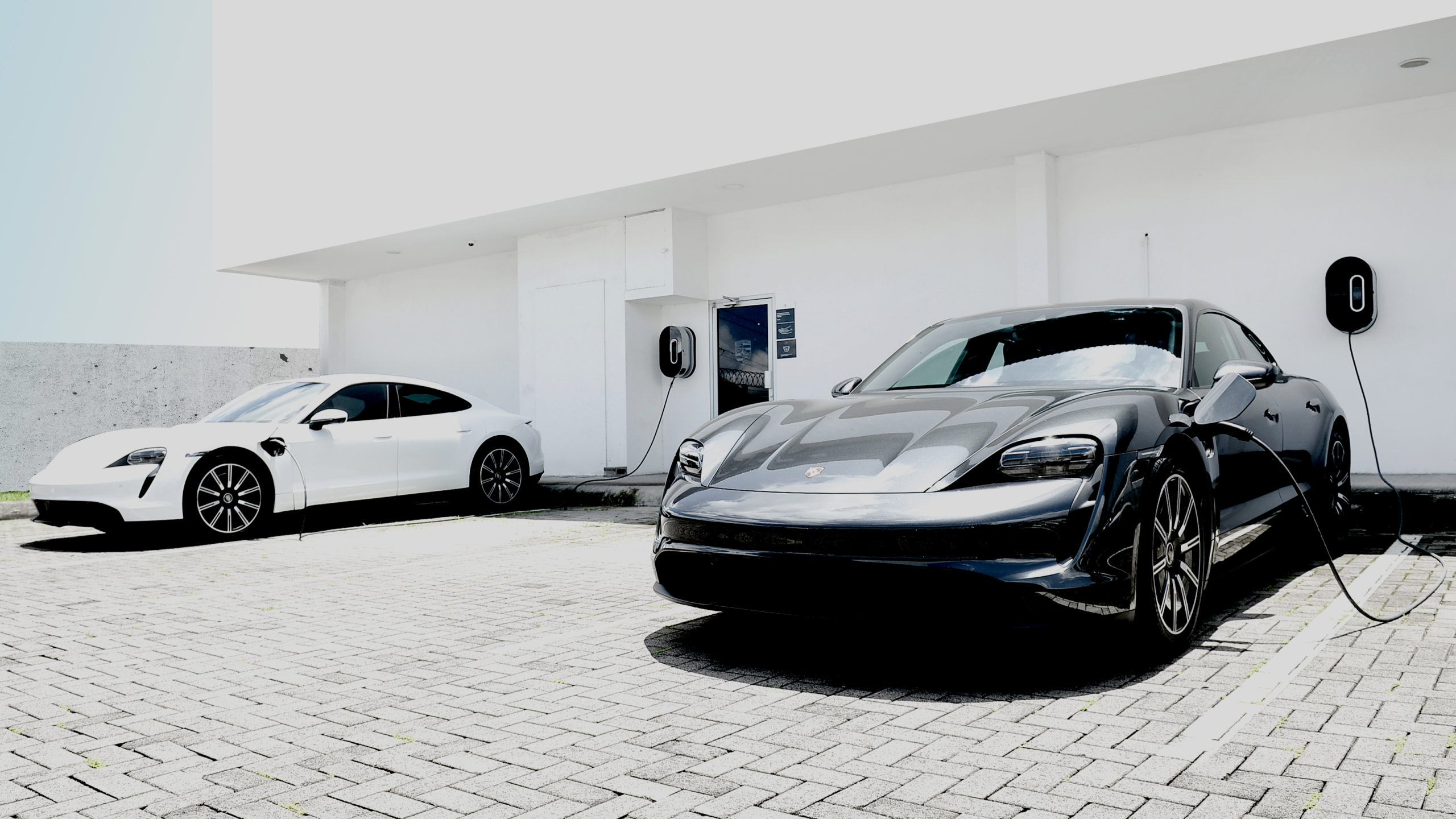 Imagen principal del artículo: Porsche Costa Rica continúa su apuesta en movilidad eléctrica este 2025