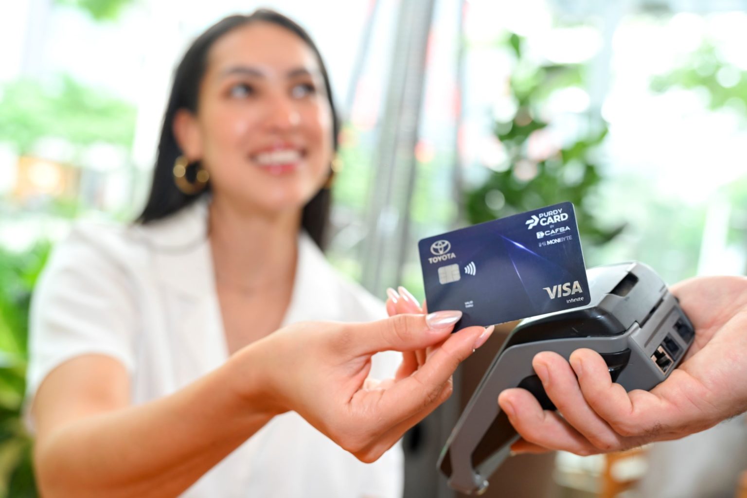 Imagen principal del artículo: ¿Pensando en pagar a cuotas? Siga estos consejos para usar correctamente su tarjeta de crédito