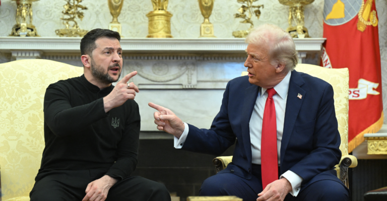 Trump arremete contra Zelenskyy y dice que su rechazo a ceder Crimea "prolonga el campo de muerte"