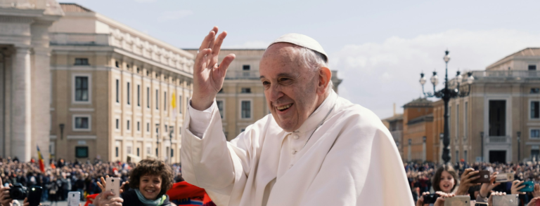 ¿Qué sigue tras la muerte del papa Francisco?