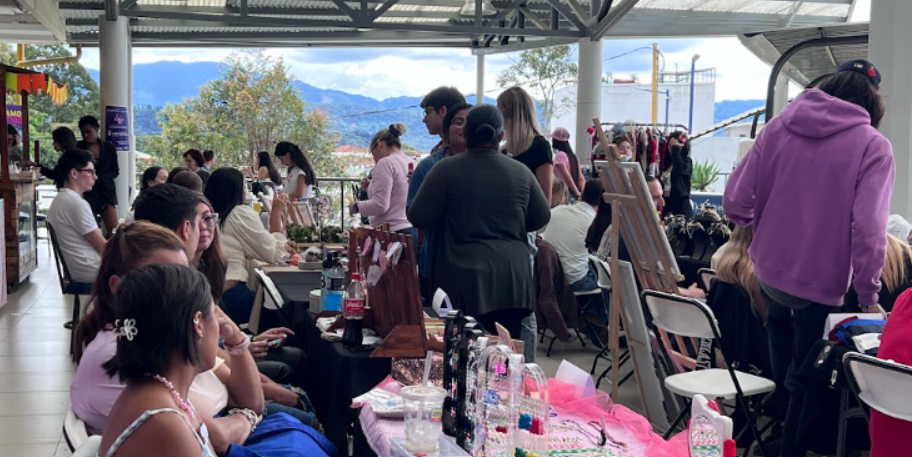 Imagen principal del artículo: Feria de emprendedores busca resaltar y apoyar iniciativas estudiantiles universitarias