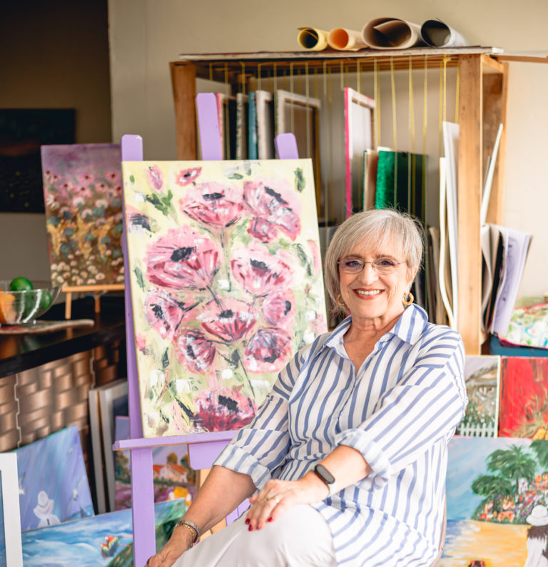 Entre flores y momentos: la nueva exposición de Carla Guaraglia en la galería ÍNDICE