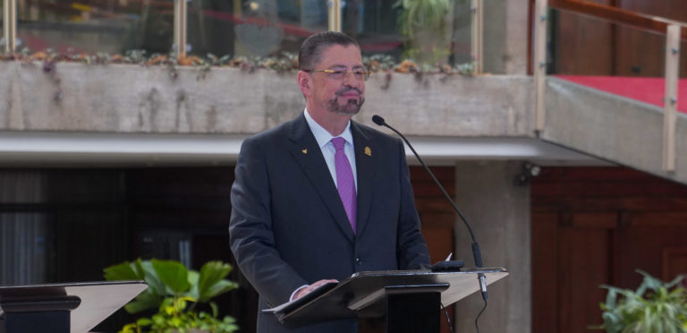 Chaves lanza ofensiva total contra el Poder Judicial tras caso “Pista Oscura”