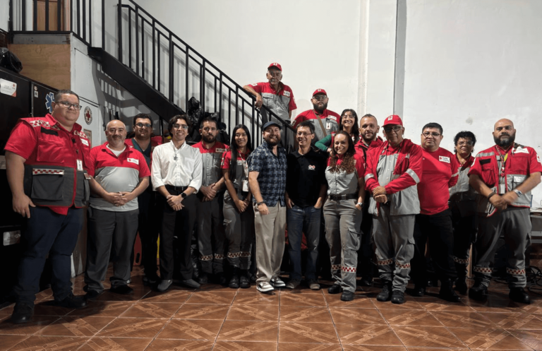 Volcán Poás: UNA alerta sobre riesgos por gases y ceniza en zonas como Cajón, San Luis y Cabuyal