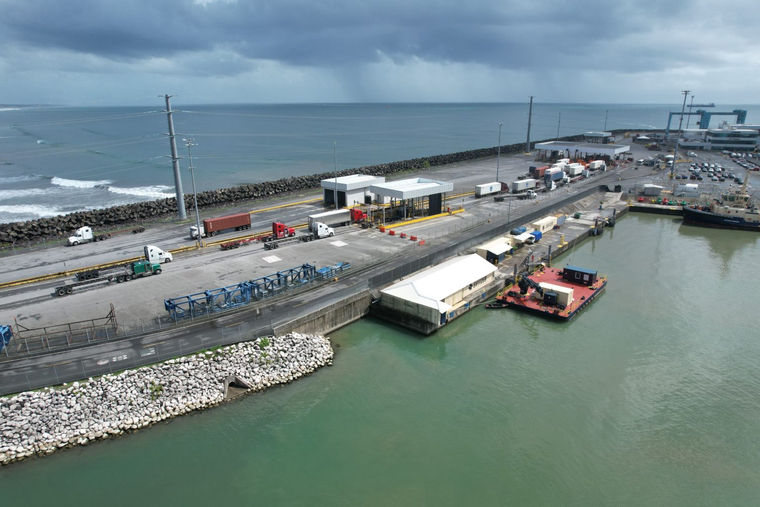 Imagen principal del artículo: APM Terminals Moín invierte en modernización de la TCM garantizando competitividad y eficiencia