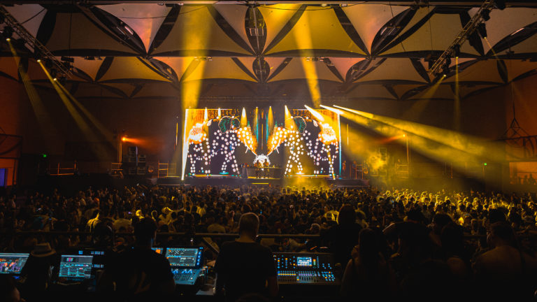 Doctor Raver: El proyecto que cuida la salud en medio de la fiesta