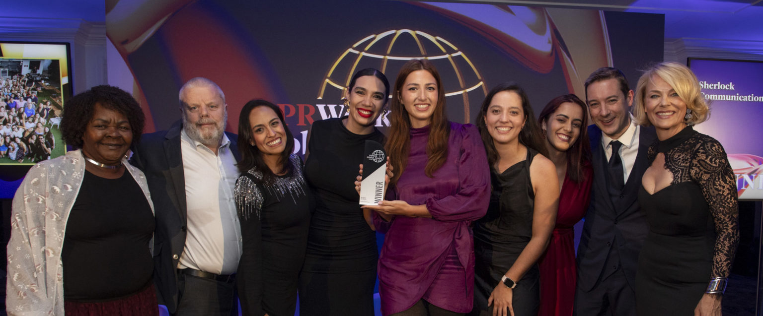 Imagen principal del artículo: Sherlock Communications gana como mejor agencia de Latinoamérica en los PRWeek Global Awards 2025