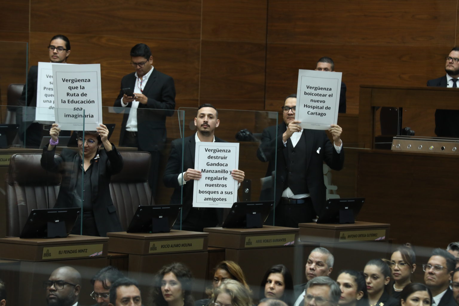 Imagen principal del artículo: ¿Qué hizo el congreso esta semana? Del 5 al 8 de mayo 2025