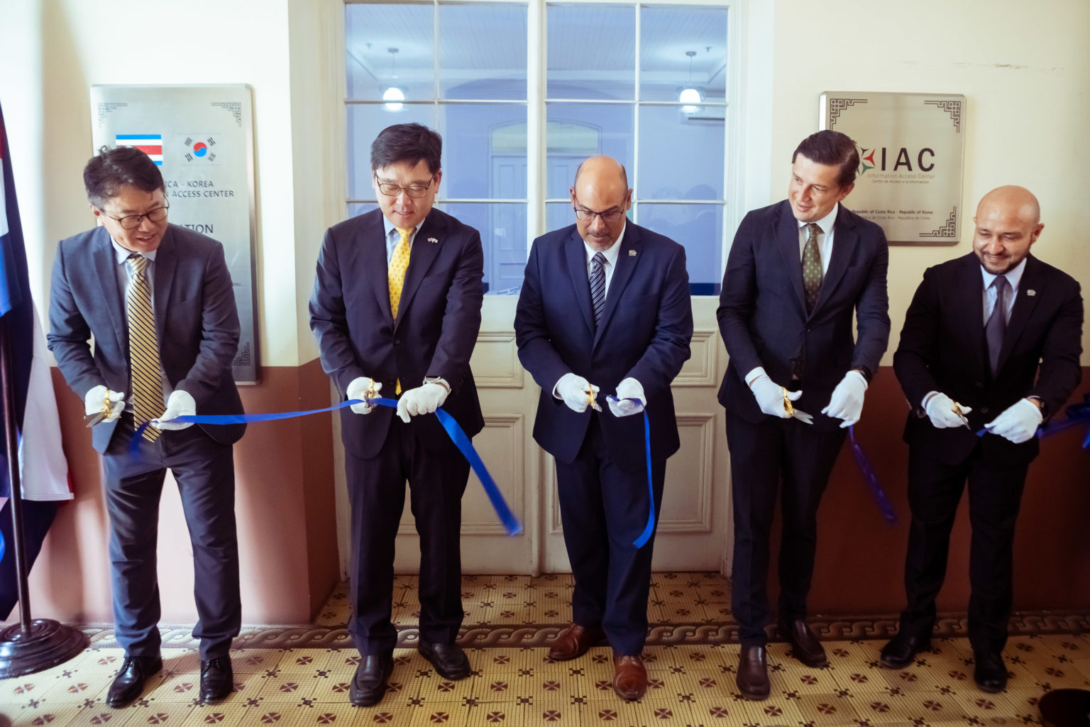 Imagen principal del artículo: UTN inaugura nuevo laboratorio de inteligencia artificial