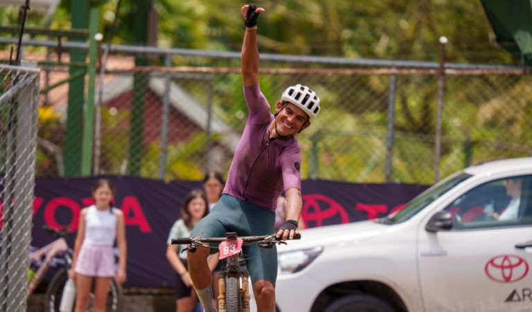 Andrey Amador correrá por primera vez en la Serie CR MTB tras su victoria en el Titan Desert