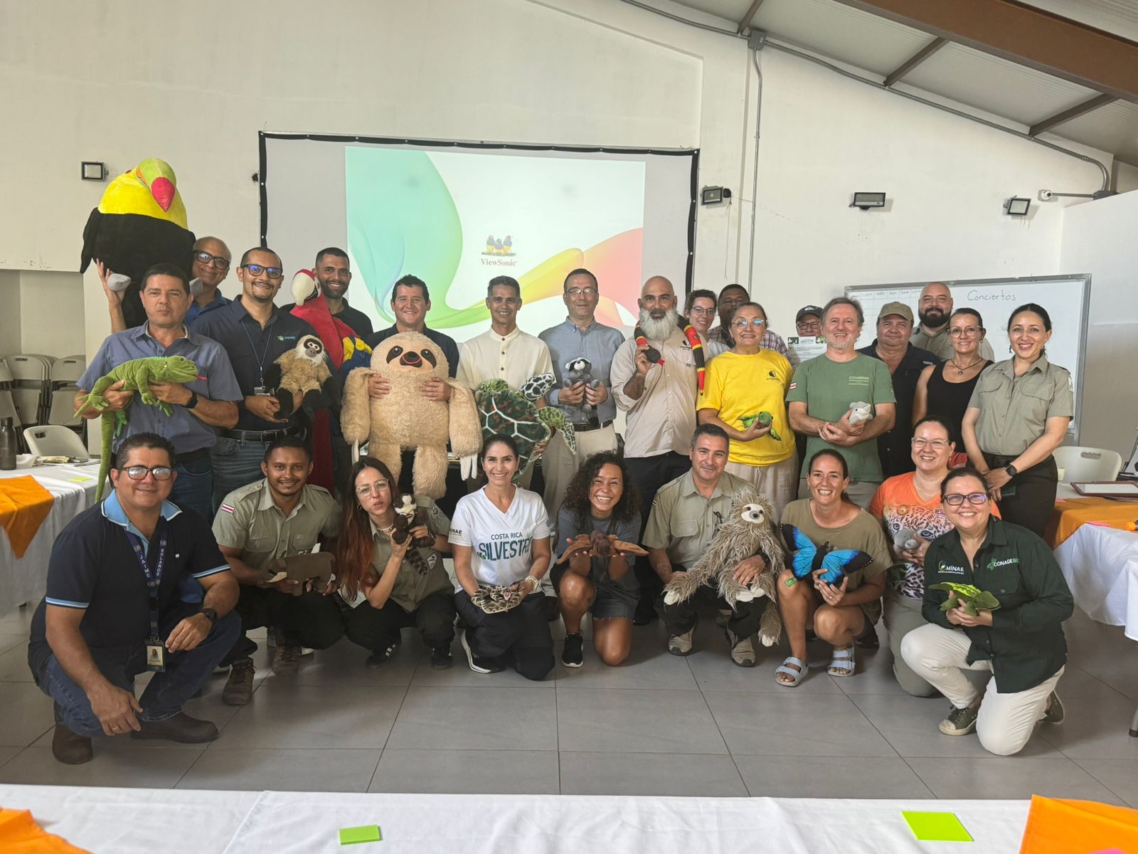 Imagen principal del artículo: Cóbano fue sede del primer taller regional para prevenir electrocución de fauna silvestre