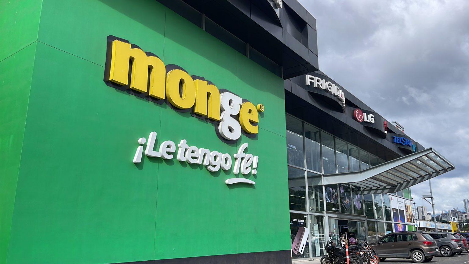 Imagen principal del artículo: Grupo Monge y AGECO realizarán feria de empleo para personas mayores de 45 años