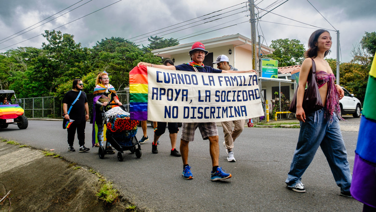 Imagen principal del artículo: Fotoensayo: Orgullo Monteverde 2025